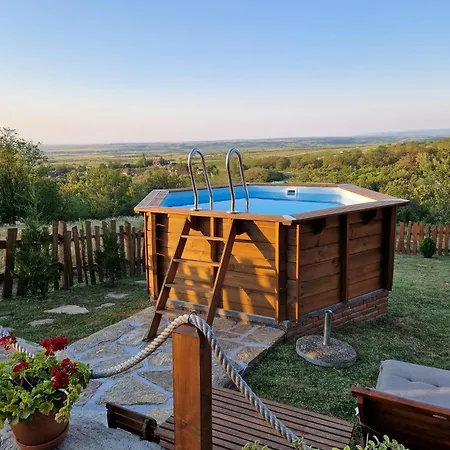 Milosev * Malo Srediste